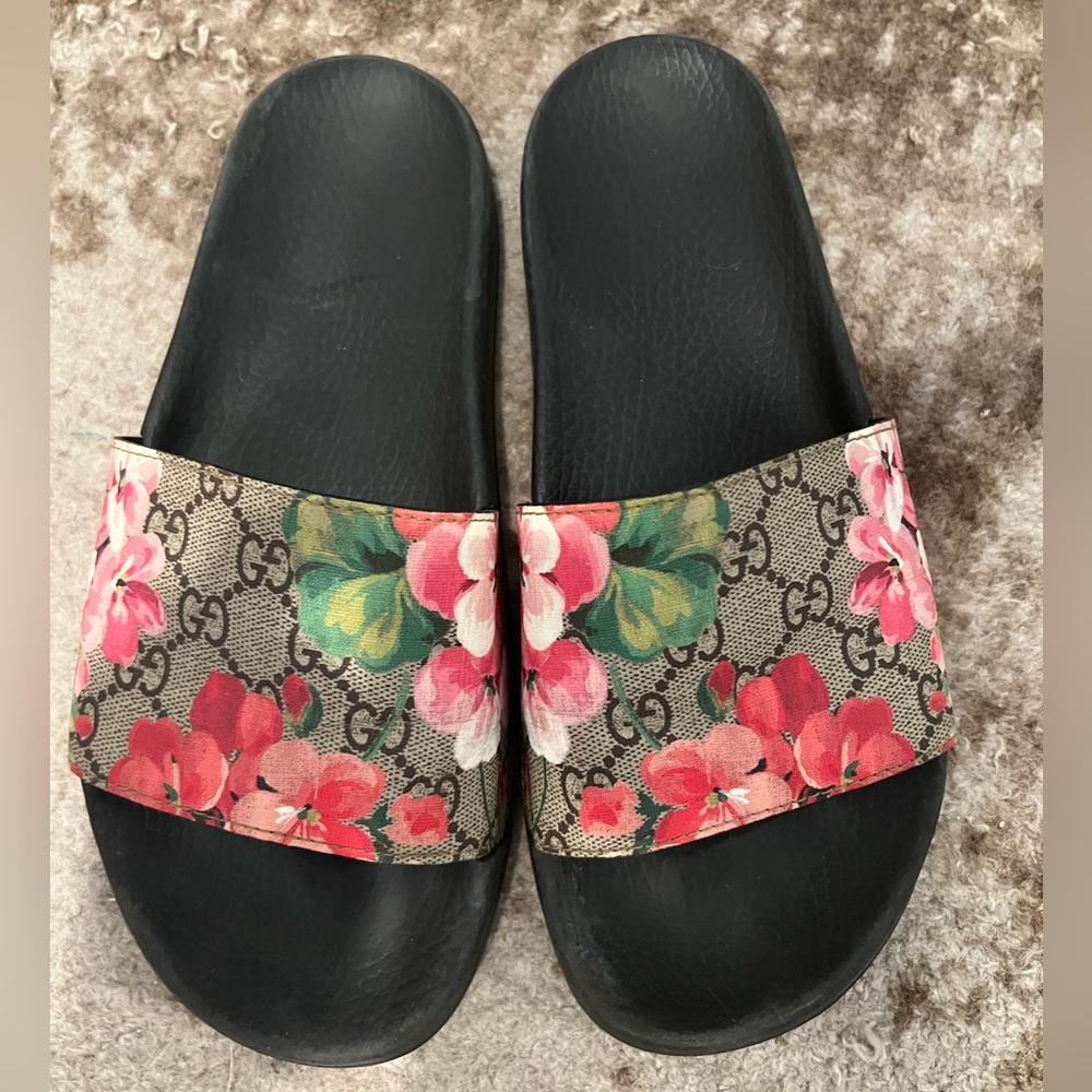 GG Blooms Supreme floral slide sandal